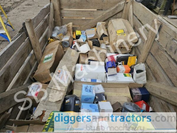 A wide selection of Argicultral/Construction/Truck/HGV filters