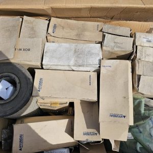 2 Sets of Filter service kits for a Hyundai Robex 480 LC-9S